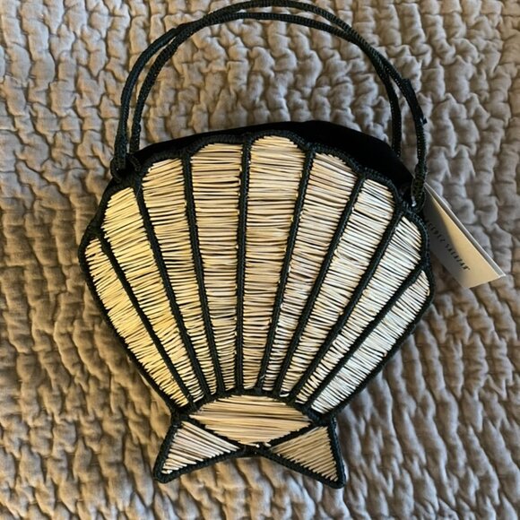 Brand New - Mercedes Salazar Flounder Shell Handbag - Picture 3 of 5